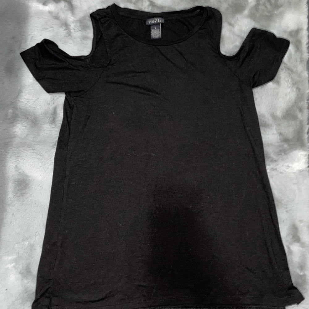 Cold Shoulder top